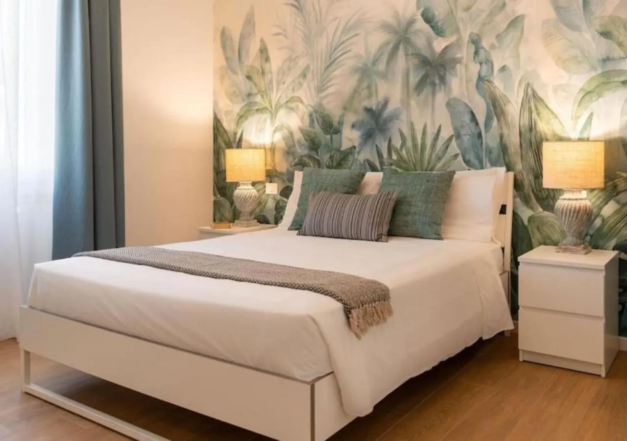 Via Taddeo Alderotti, 85 - Elegant Apartment In Careggi, Near Hospital, University & Tram Morgagni - Florence Charming Apartments