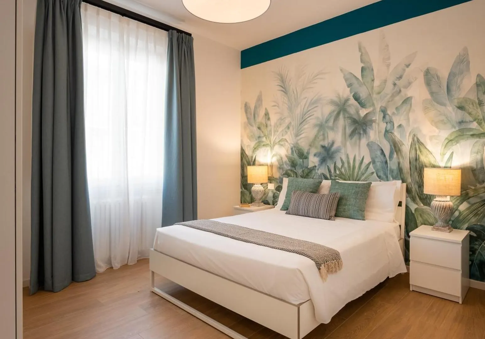 Via Taddeo Alderotti, 85 - Elegant Apartment In Careggi, Near Hospital, University & Tram Morgagni - Florence Charming Apartments Italy