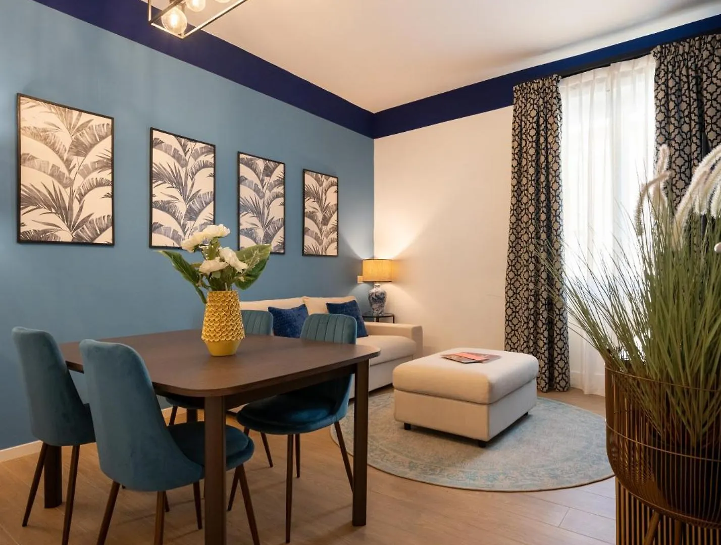 Via Taddeo Alderotti, 85 - Elegant Apartment In Careggi, Near Hospital, University & Tram Morgagni - Florence Charming Apartments Italy