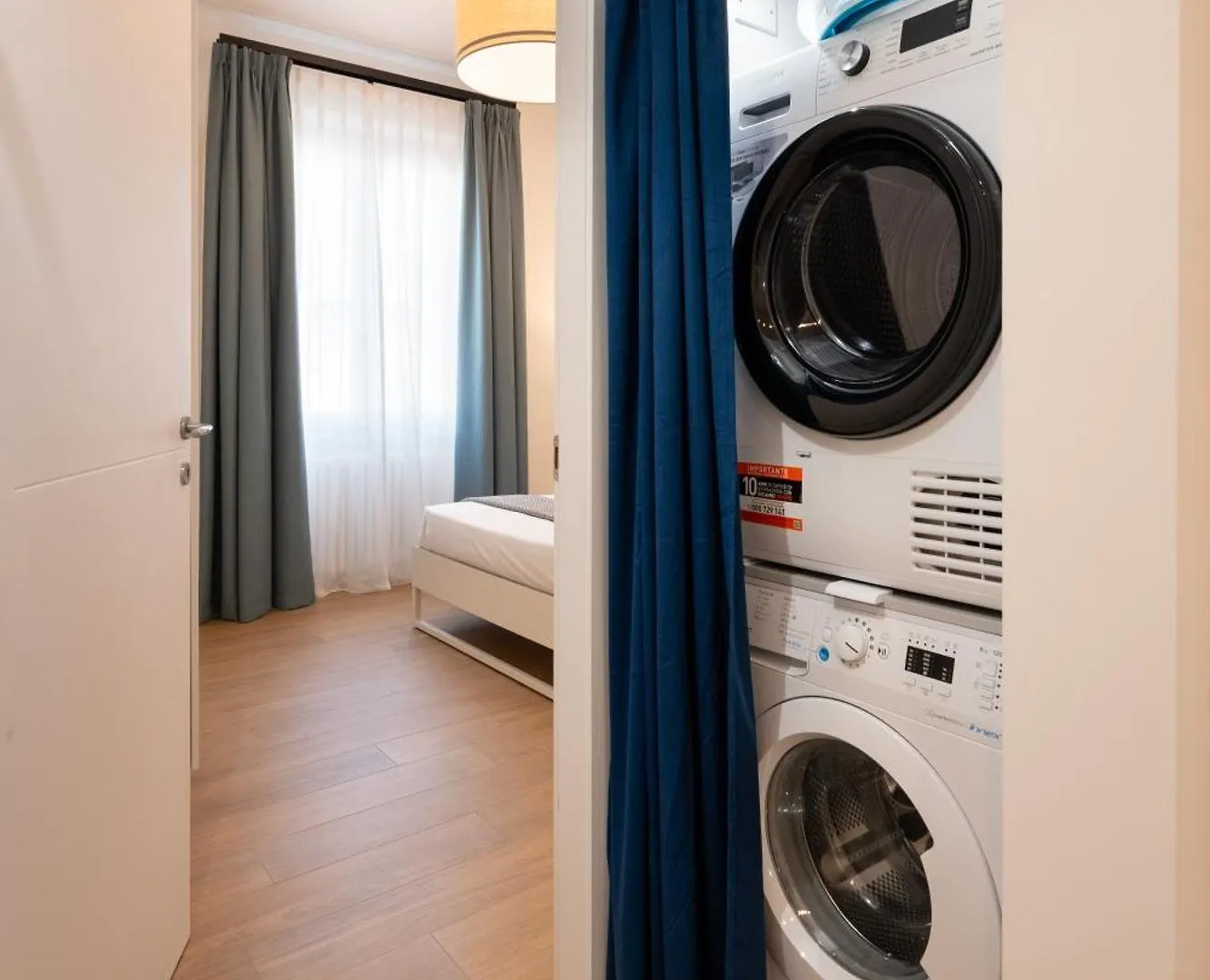 Via Taddeo Alderotti, 85 - Elegant Apartment In Careggi, Near Hospital, University & Tram Morgagni - Florence Charming Apartments